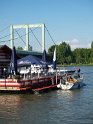Motor Segelboot mit Motorschaden trieb gegen Alte Liebe bei Koeln Rodenkirchen P093
